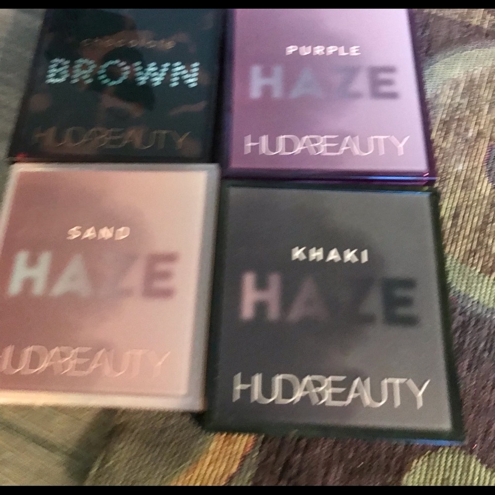 Huda beauty makeup bundle